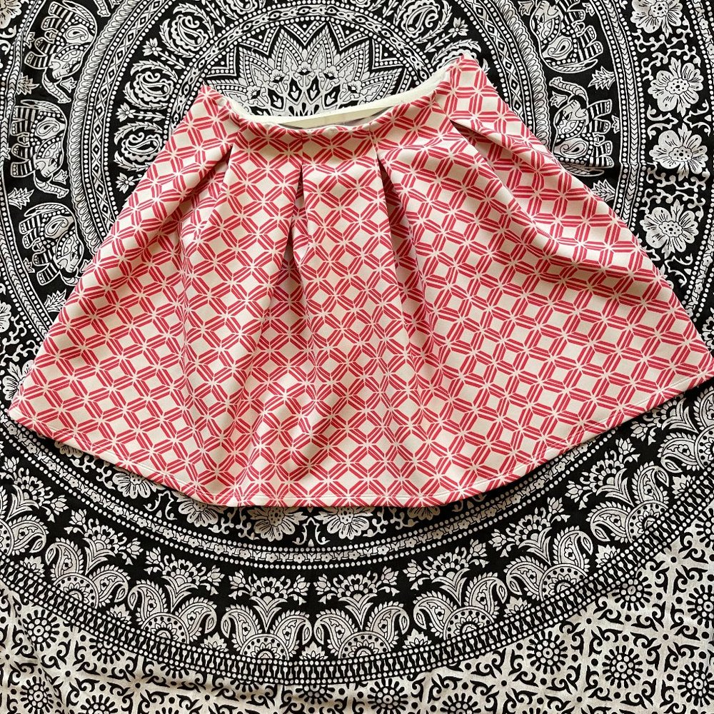 Hollister Pleated graphic skirt